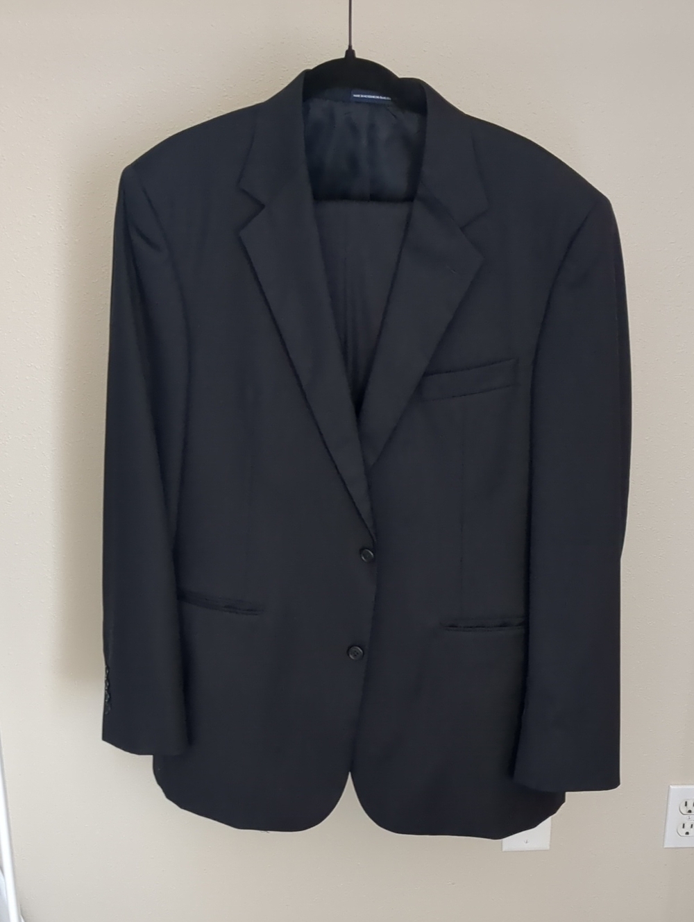 Men's Navy Blue Suit